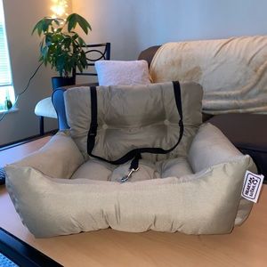 NEVER USED dog car seat